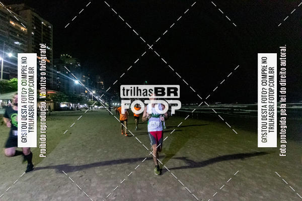 Buy your photos of the eventNight Run Balnerio on Fotop