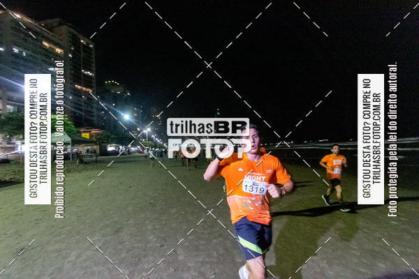 Buy your photos of the eventNight Run Balnerio on Fotop
