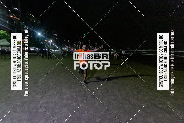 Buy your photos of the eventNight Run Balnerio on Fotop