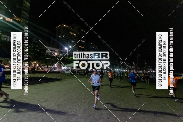Buy your photos of the eventNight Run Balnerio on Fotop