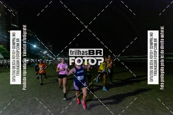 Buy your photos of the eventNight Run Balnerio on Fotop