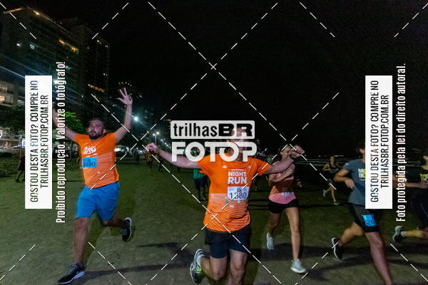 Buy your photos of the eventNight Run Balnerio on Fotop