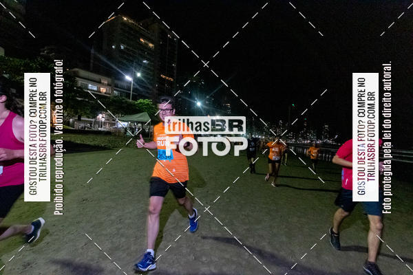 Buy your photos of the eventNight Run Balnerio on Fotop