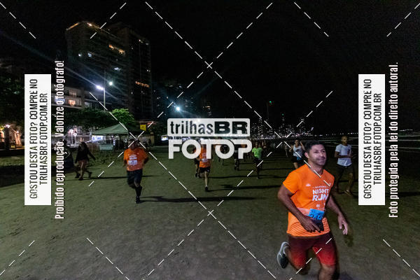 Buy your photos of the eventNight Run Balnerio on Fotop