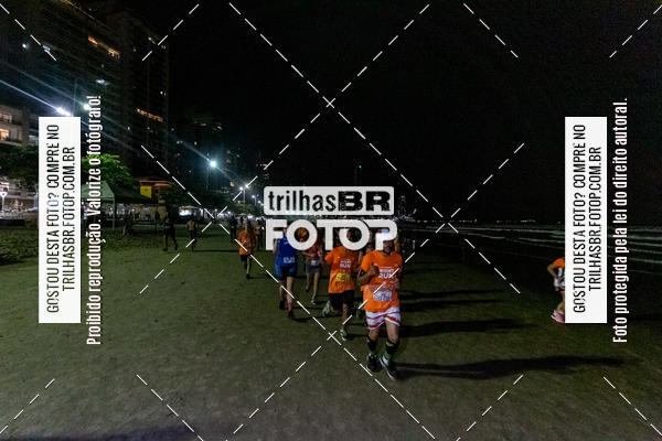 Buy your photos of the eventNight Run Balnerio on Fotop
