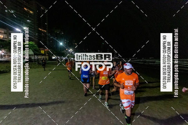 Buy your photos of the eventNight Run Balnerio on Fotop
