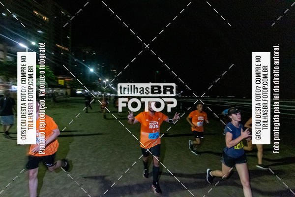 Buy your photos of the eventNight Run Balnerio on Fotop