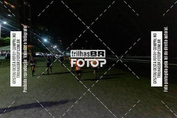 Buy your photos of the eventNight Run Balnerio on Fotop