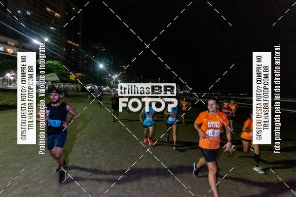 Buy your photos of the eventNight Run Balnerio on Fotop
