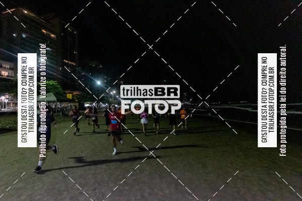 Buy your photos of the eventNight Run Balnerio on Fotop