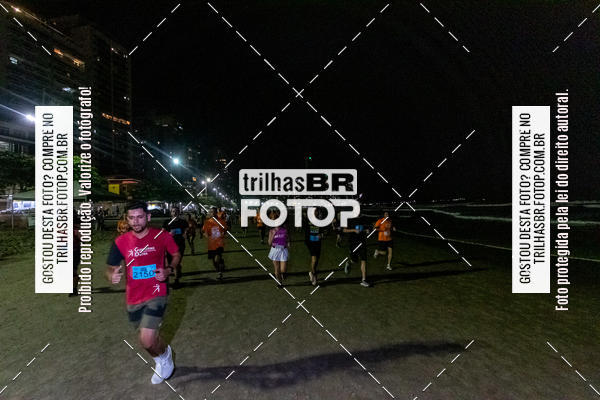 Buy your photos of the eventNight Run Balnerio on Fotop