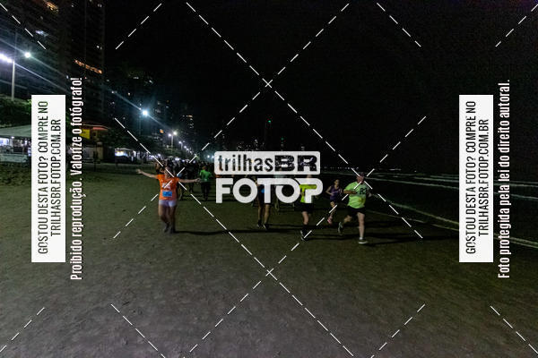 Buy your photos of the eventNight Run Balnerio on Fotop