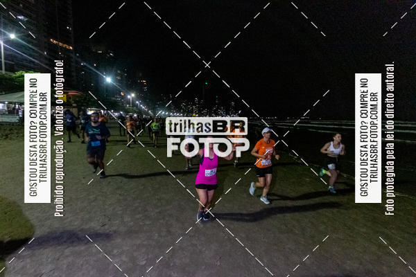 Buy your photos of the eventNight Run Balnerio on Fotop