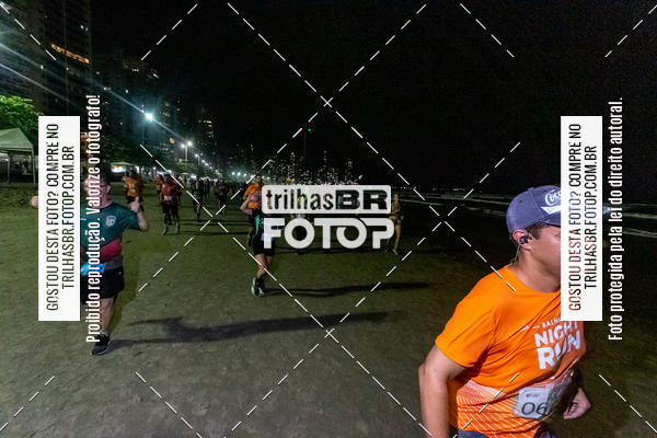 Buy your photos of the eventNight Run Balnerio on Fotop