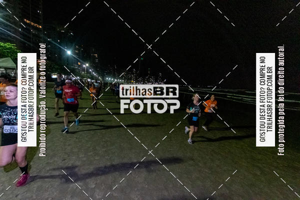 Buy your photos of the eventNight Run Balnerio on Fotop