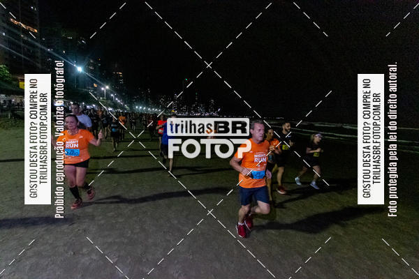 Buy your photos of the eventNight Run Balnerio on Fotop