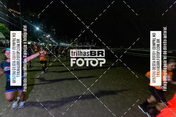 Buy your photos of the eventNight Run Balnerio on Fotop