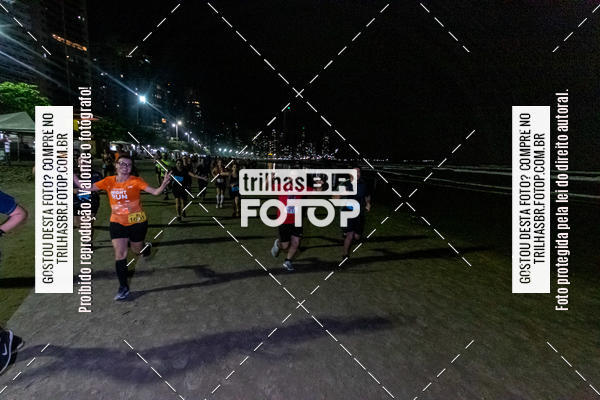 Buy your photos of the eventNight Run Balnerio on Fotop
