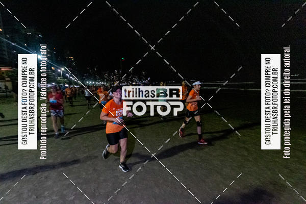 Buy your photos of the eventNight Run Balnerio on Fotop