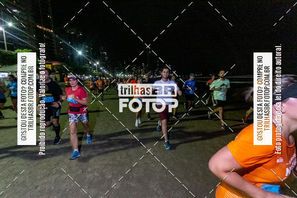 Buy your photos of the eventNight Run Balnerio on Fotop