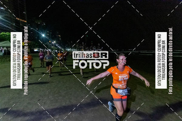 Buy your photos of the eventNight Run Balnerio on Fotop