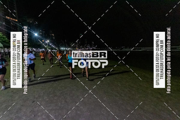 Buy your photos of the eventNight Run Balnerio on Fotop