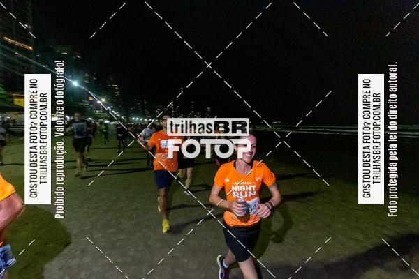 Buy your photos of the eventNight Run Balnerio on Fotop