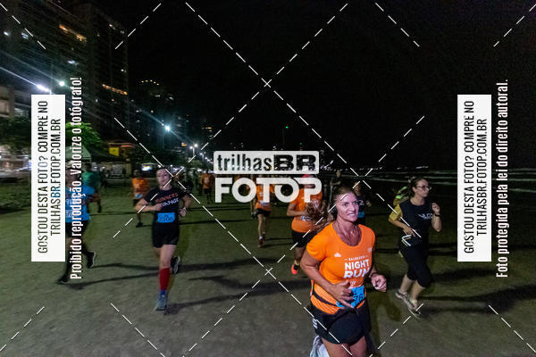 Buy your photos of the eventNight Run Balnerio on Fotop