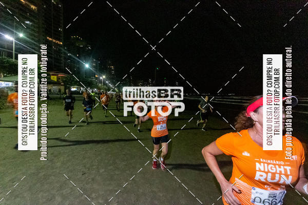 Buy your photos of the eventNight Run Balnerio on Fotop