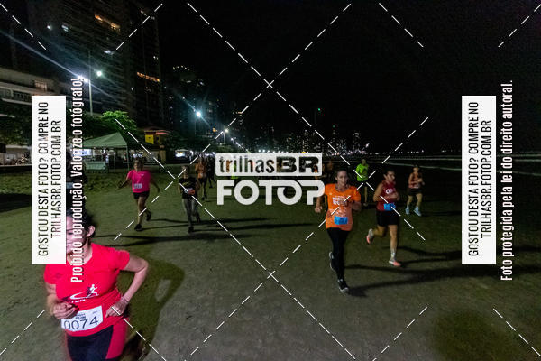 Buy your photos of the eventNight Run Balnerio on Fotop