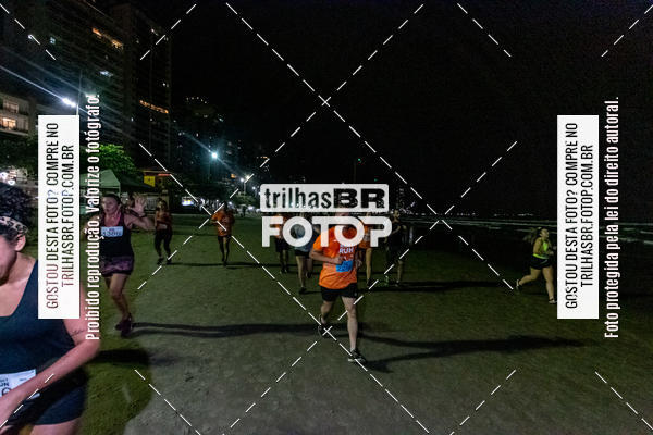 Buy your photos of the eventNight Run Balnerio on Fotop