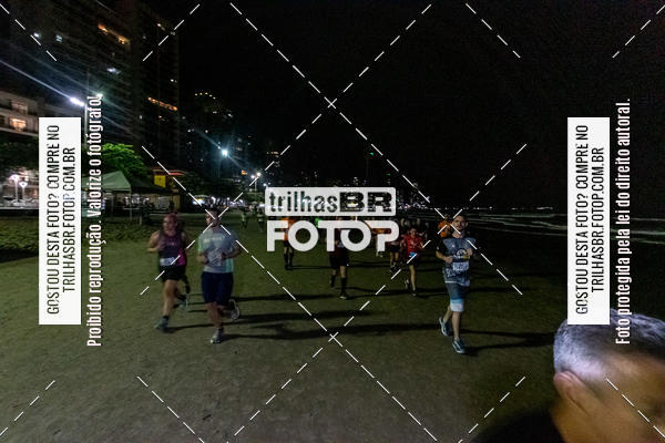 Buy your photos of the eventNight Run Balnerio on Fotop