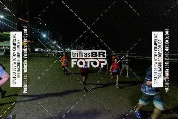 Buy your photos of the eventNight Run Balnerio on Fotop
