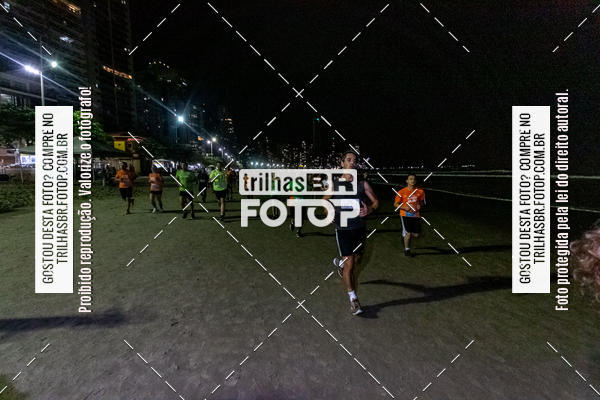 Buy your photos of the eventNight Run Balnerio on Fotop