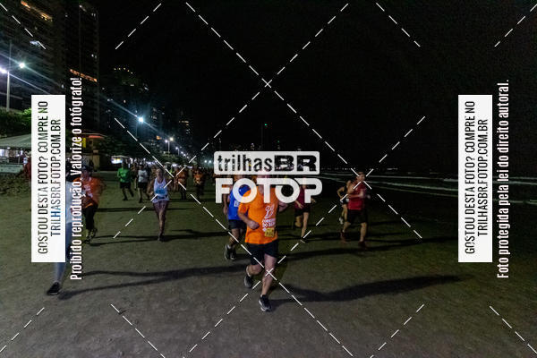 Buy your photos of the eventNight Run Balnerio on Fotop