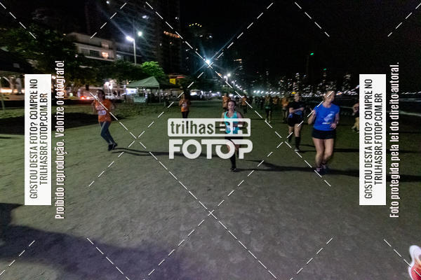 Buy your photos of the eventNight Run Balnerio on Fotop