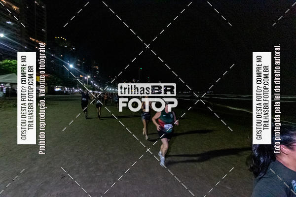 Buy your photos of the eventNight Run Balnerio on Fotop