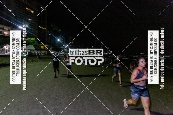 Buy your photos of the eventNight Run Balnerio on Fotop