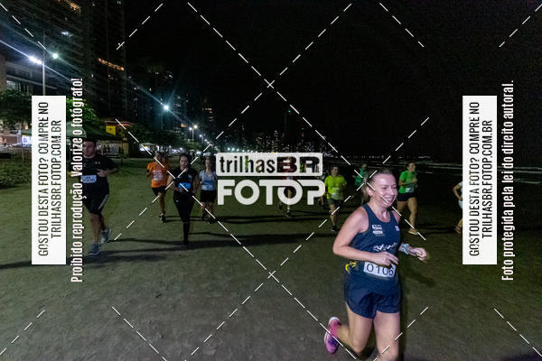 Buy your photos of the eventNight Run Balnerio on Fotop