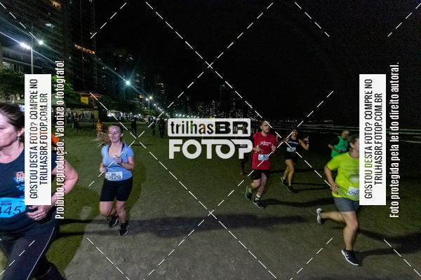 Buy your photos of the eventNight Run Balnerio on Fotop
