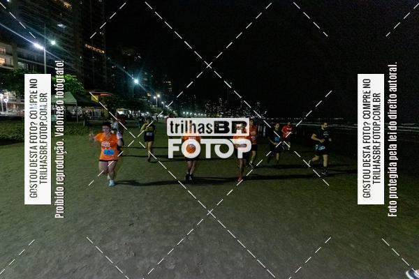 Buy your photos of the eventNight Run Balnerio on Fotop