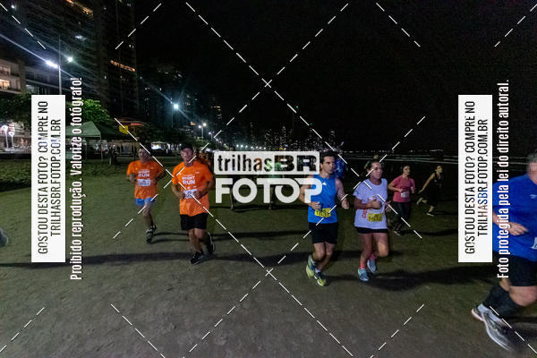 Buy your photos of the eventNight Run Balnerio on Fotop