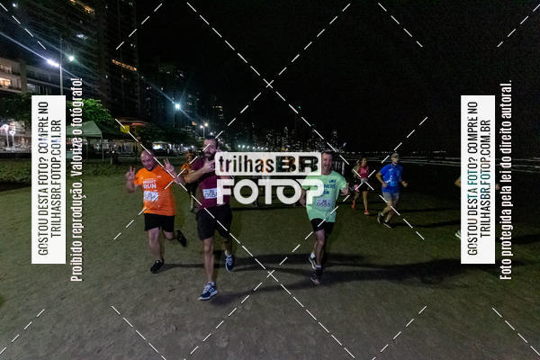 Buy your photos of the eventNight Run Balnerio on Fotop