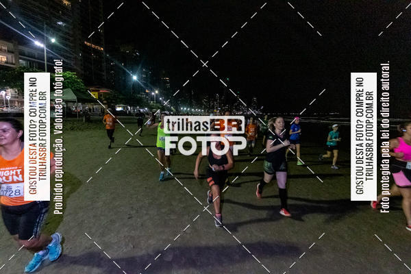 Buy your photos of the eventNight Run Balnerio on Fotop