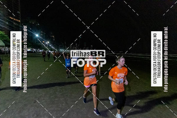 Buy your photos of the eventNight Run Balnerio on Fotop