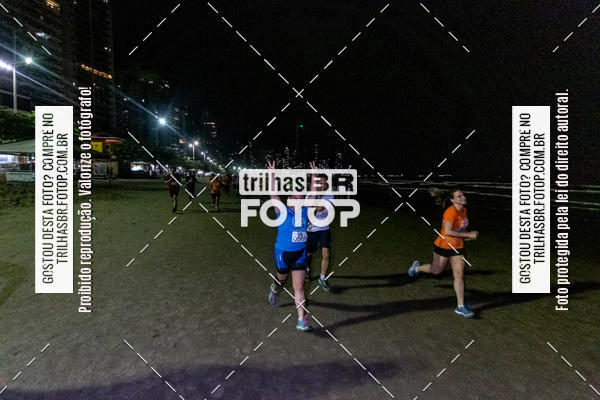 Buy your photos of the eventNight Run Balnerio on Fotop