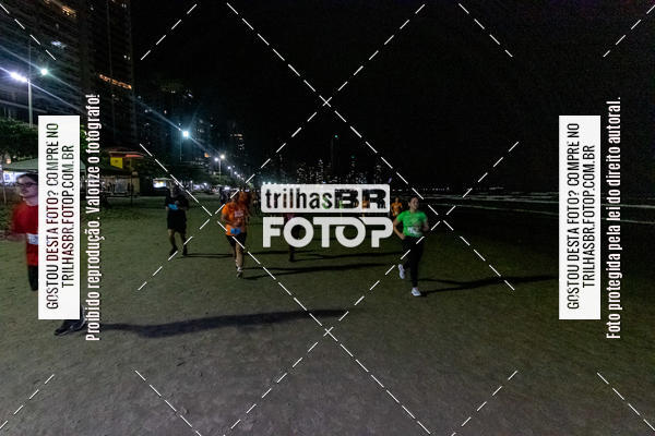 Buy your photos of the eventNight Run Balnerio on Fotop