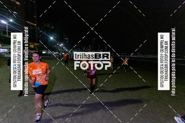 Buy your photos of the eventNight Run Balnerio on Fotop