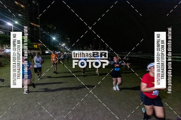Buy your photos of the eventNight Run Balnerio on Fotop