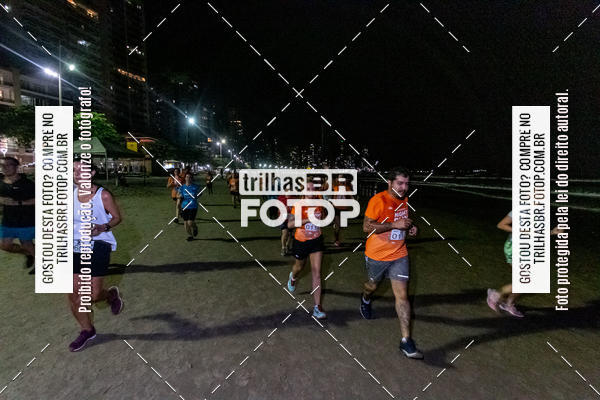 Buy your photos of the eventNight Run Balnerio on Fotop